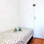 Calme Avec Coin Nuit, Terrasse Et Parking - Proche Et Commerces - Fr-1-251-420