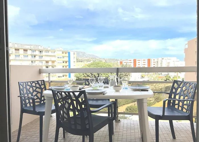 Apartman Calme Avec Coin Nuit, Terrasse Et Parking - Proche Et Commerces - Fr-1-251-420 *
