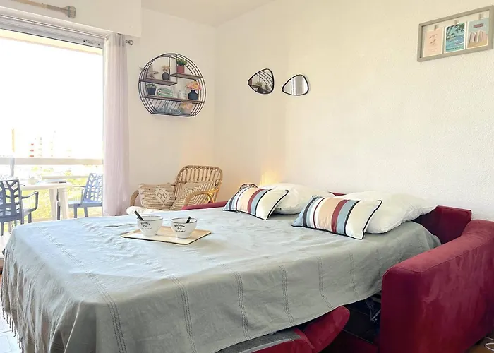 Calme Avec Coin Nuit, Terrasse Et Parking - Proche Et Commerces - Fr-1-251-420 Apartman